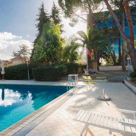 דירות סנרמו I Giardini Del Sole Con Piscina By Wonderful Italy מראה חיצוני תמונה